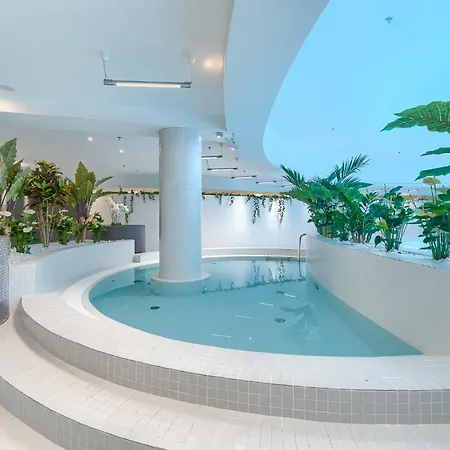 Margi Elva Basen Pool Sauna * 什切青